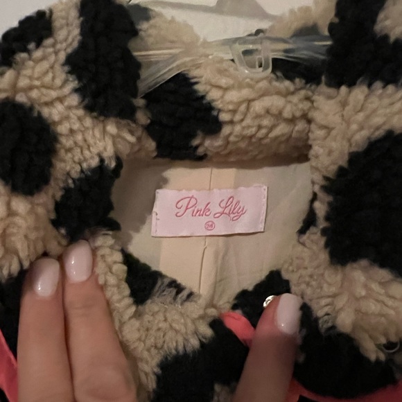 Leopard print jacket with bright pink details size medium - Picture 3 of 3